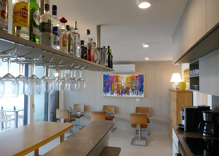 Falesia Bed and Breakfast 4*